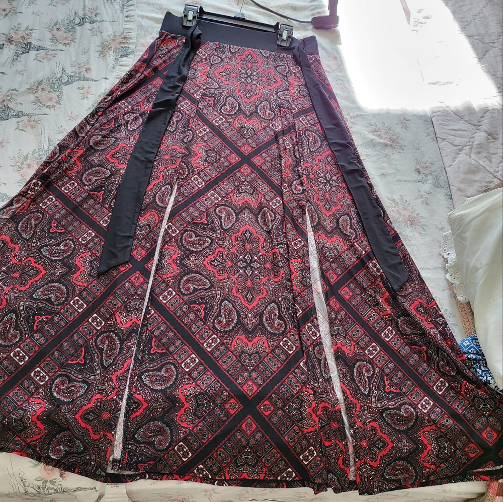 Skirt I.N.C